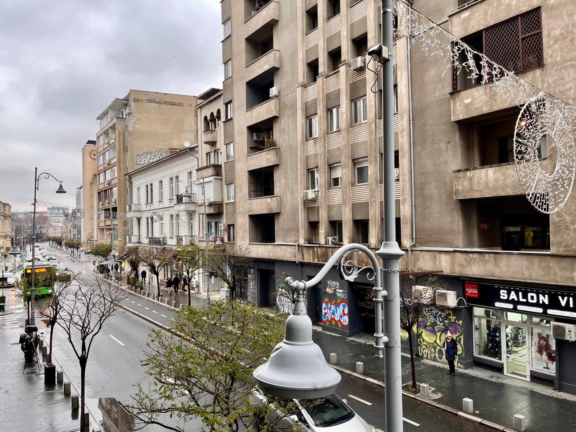 Cozy Apartment With Balcony Bükreş Dış mekan fotoğraf